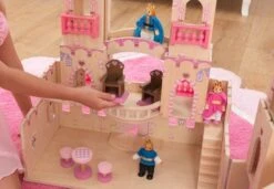 Poppenhuis – Princess Castle 15 Poppenhuis – Princess Castle -Kinderwereld Verkoop poppenhuis kidkraft 65259 princess castle 2